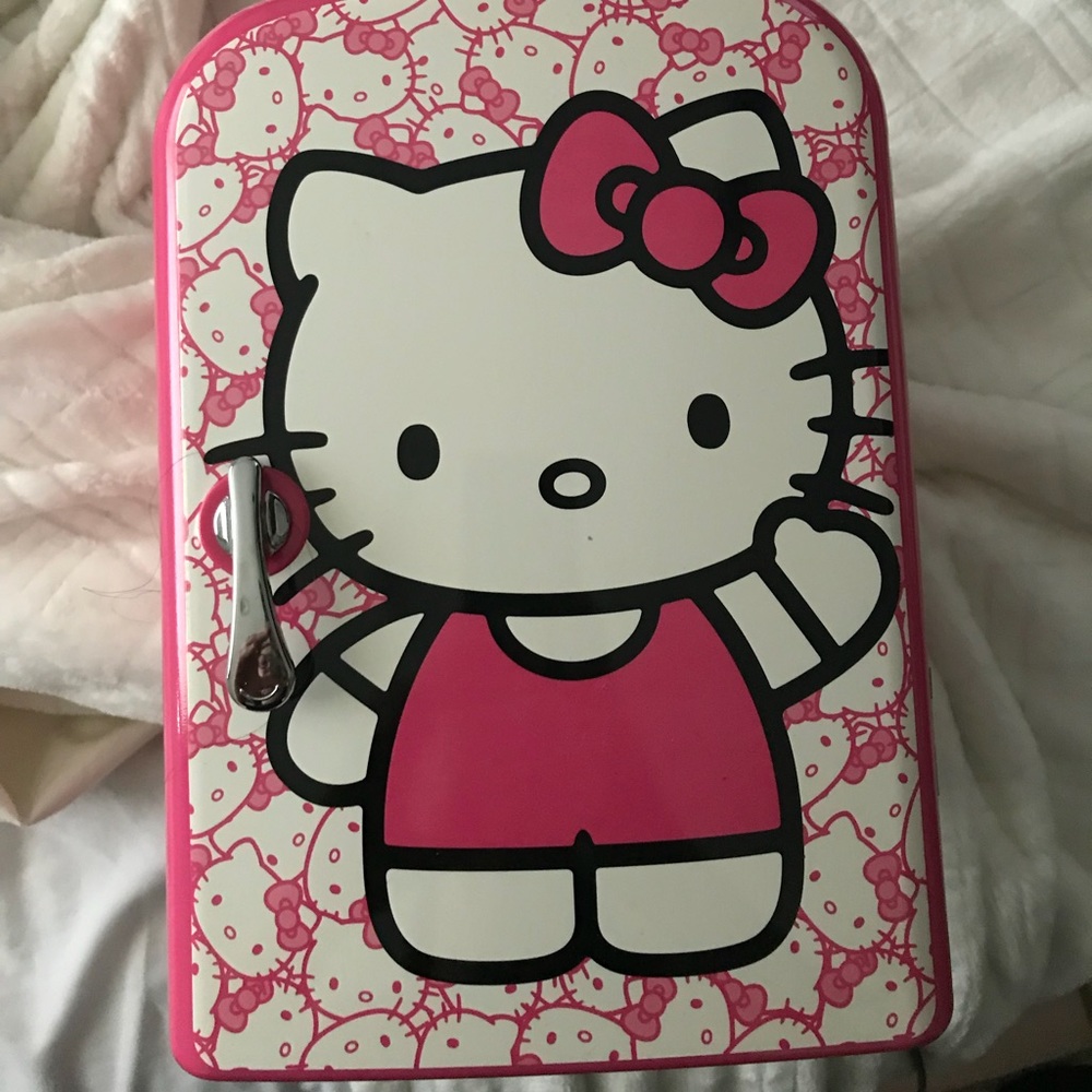 Miniature hello kitty fridge plugs into the wall